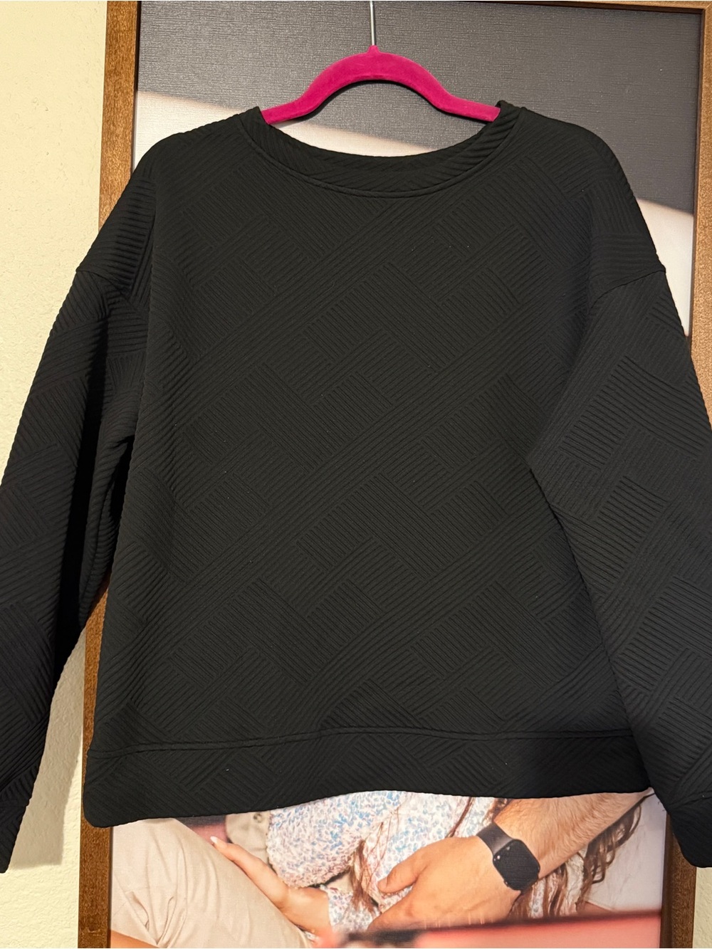 Black Women's Textured Pullover Sweater